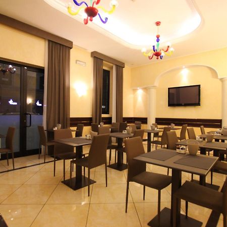 Mokinba Hotels Baviera Milano Ngoại thất bức ảnh