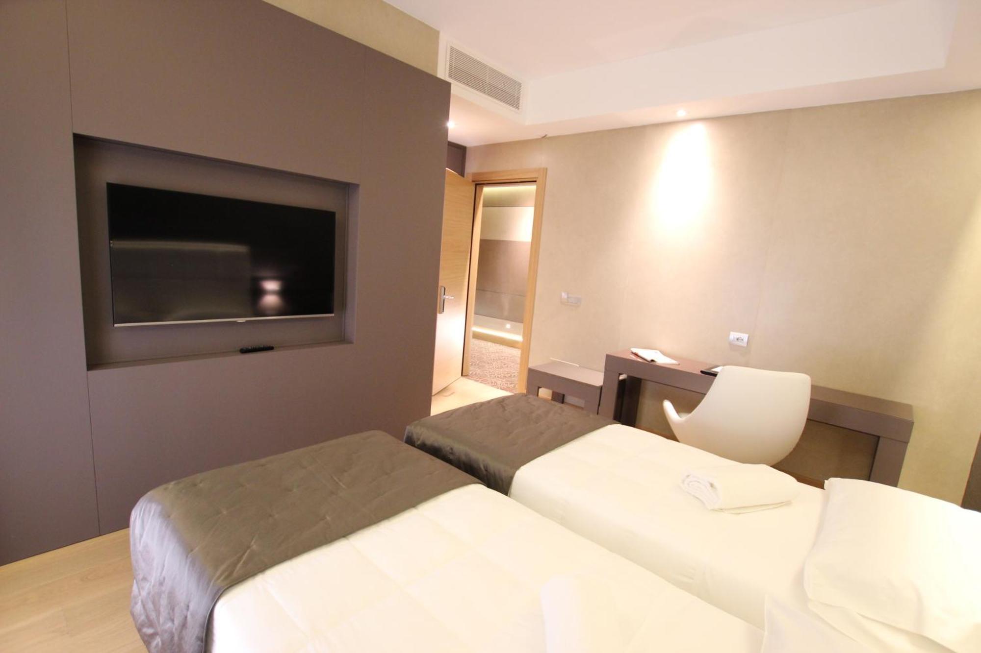Mokinba Hotels Baviera Milano Phòng bức ảnh