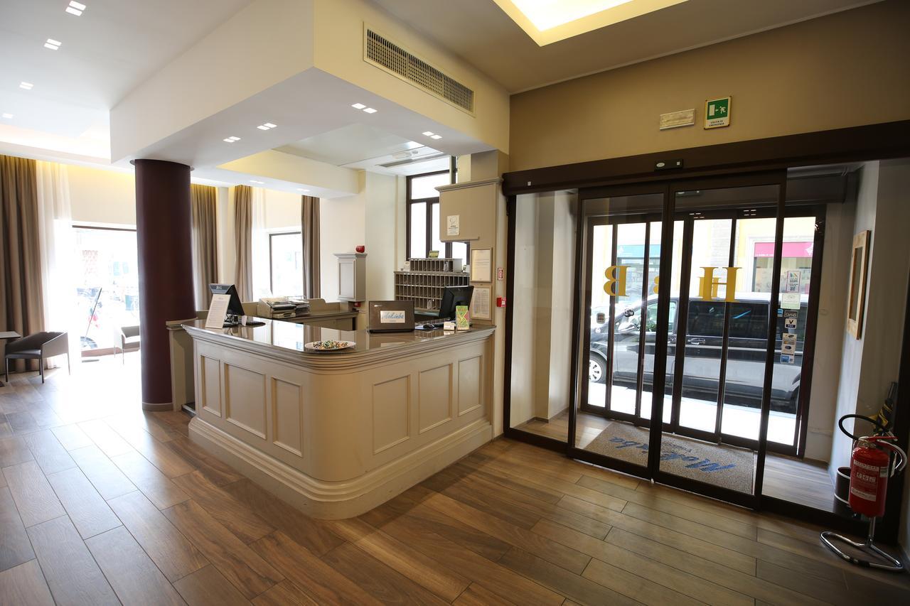 Mokinba Hotels Baviera Milano Ngoại thất bức ảnh
